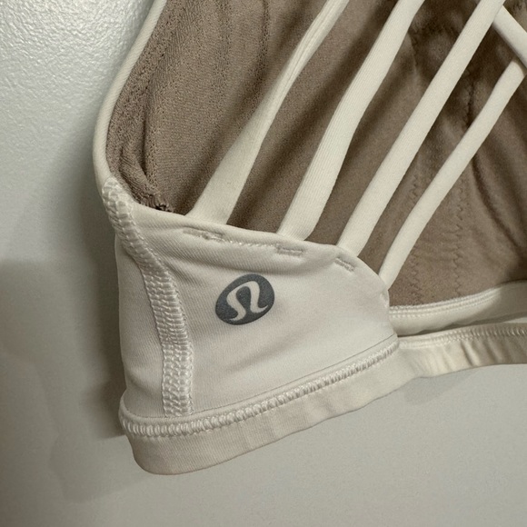 Lululemon free to be wild high neck bra 2 - Picture 4 of 7